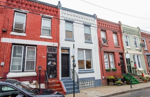 North Philadelphia West House | Stylish Art filled House in Brewerytown