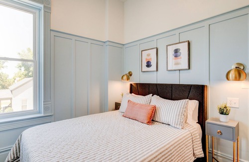 Springville Hotel | Suite 3 | Historic Art City Inn