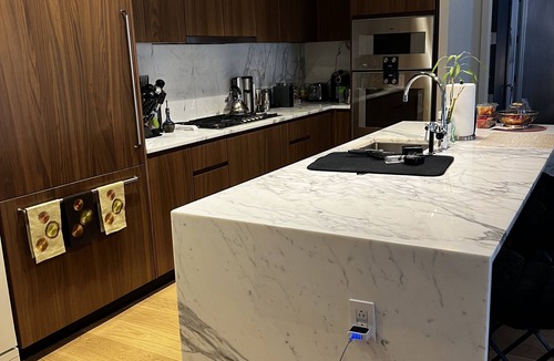Lower East Side Apartment | Summer In the City Luxury Condo w/700 sq ft terrace w/BBQ in A+ location