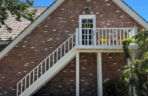 Mesa Apartment | Sunsets & Shows! Gorgeous, Private 1 BR Listing!