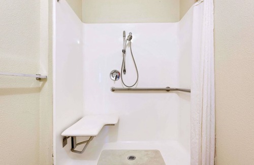 Allentown Hotel | Super 8 by Wyndham Allentown