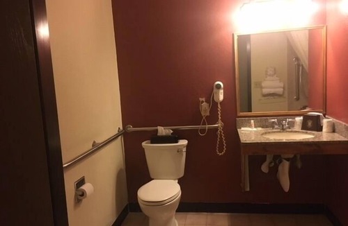 New Castle Hotel | Super 8 by Wyndham New Castle