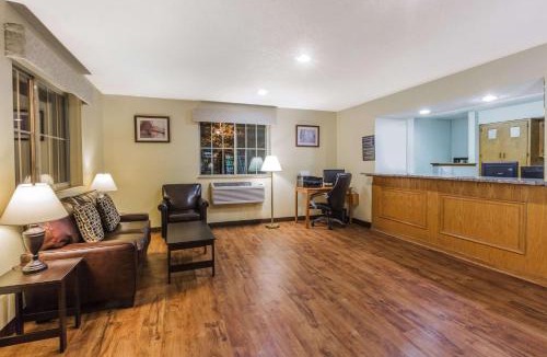 East Stroudsburg Hotel | Super 8 by Wyndham East Stroudsburg - Poconos