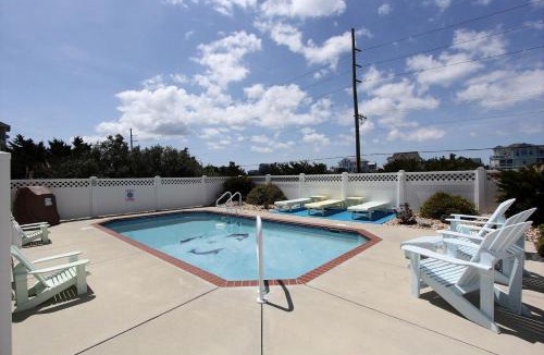 Avon House | Surfs Inn #35-5