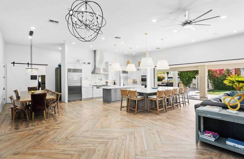 Sundown Manor House | SWSS Celebrity Hideaway: Seen on TV: Sport/Game Court, Pool, Hot Tub, Chef’s Kitchen, water slide.