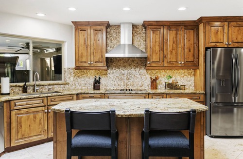 Buenavante House | SWSS - Unwind in Luxury: RnR - Scottsdale's Premier Entertainment Oasis 7 bedroom, 8.5 bath