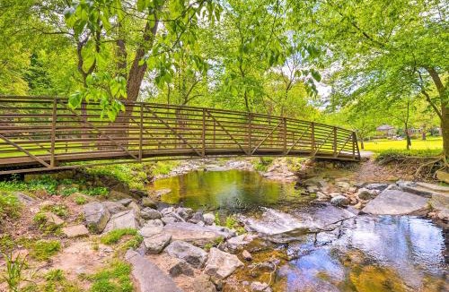 Takoma Park Apartment | Takoma Park Apt with Wood Fire Pit Less Than 8 Mi to DC