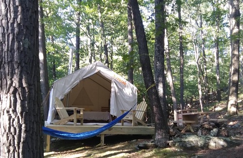 Fairfield RV Rental | Tentrr Signature Site - Mountain Hideaway