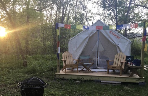 Camptown RV Rental | Tentrr Signature Site - River444 Kingfisher Site