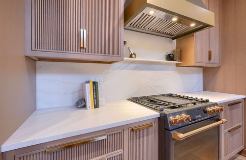 Chillicothe House | The Addison- Luxury Townhome w/Rooftop Patio