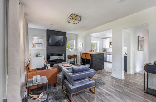 Highland Square House | The Akron Retreat: Modern 3-Bedroom Oasis