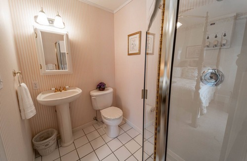Jim Thorpe Bed & Breakfast | The Bella Victoria- Adult Only