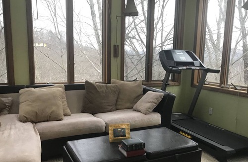 Byrdstown House | The best of 'Freedoms Point", What Views
