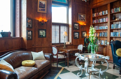 Parkersburg Hotel | The Blennerhassett Hotel