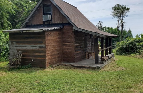 Bluemont Cabin | The Blueridge cabin!