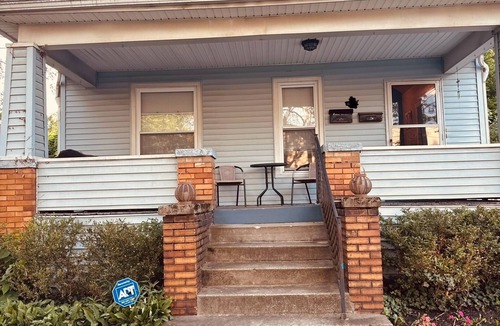 Highland Square Apartment | The Bohemian Hideaway