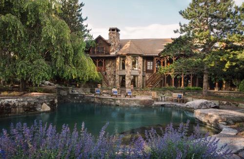 White Lake Resort | The Chatwal Lodge (All-Inclusive) - in The Unbound Collection by Hyatt