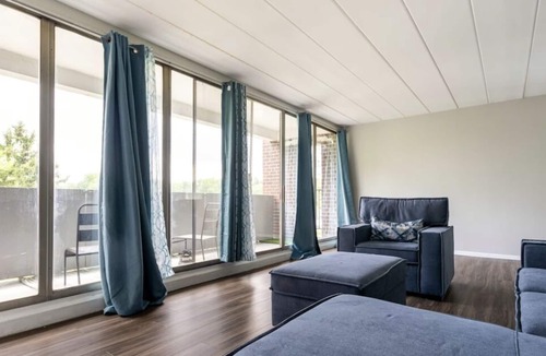 Cherry Hill Apartment | the chill mall space