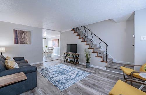 Allentown House | The Gallery, an Allentown Retreat with Views!