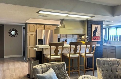 Gilbert House | The Gilbert Rustic Hideway