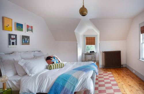 Newburgh House | The Grand - The Nicest House in Newburgh