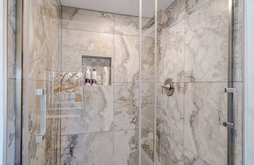 Greensburg Resort | THE GRANDEUR ESTATE