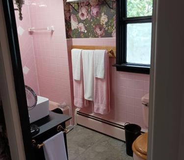 Moosic House | The guest house at the regina house tea room