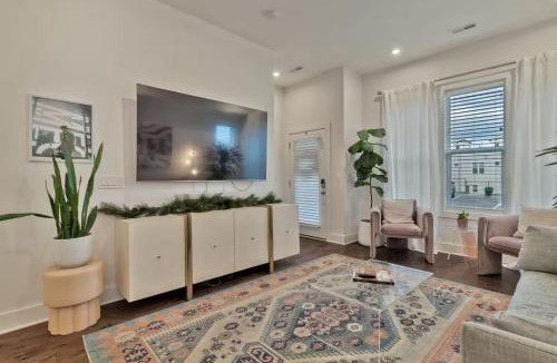 Madison House | The Hall Haus by Stay Local Nashville