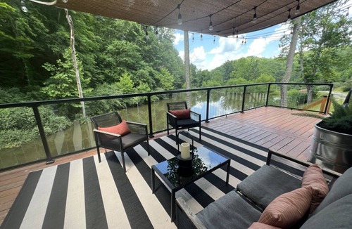 Hurricane Apartment | The Hideaway on Tacketts Shipping Container