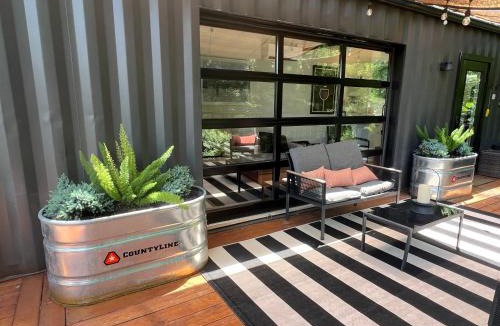 Hurricane House | The Hideaway on Tacketts - Shipping Container