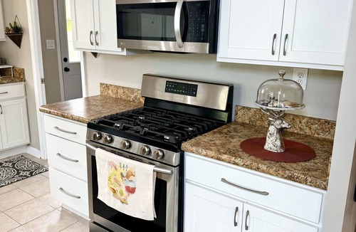 Avon Lake Apartment | The House Hotels - Vineyard