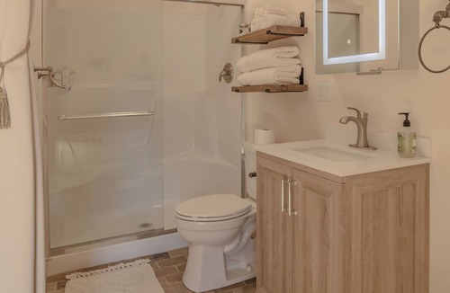 Whitley City Bed & Breakfast | The Inn at Beulah Farm - The Garden