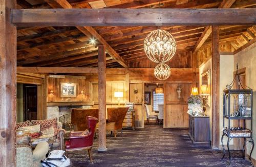 Leacock-Leola-Bareville Hotel | The Inn at Leola Village, a Historic Hotel of America