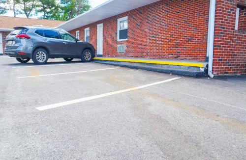 Ronks Hotel | The Lancaster Motel By OYO Ronks near Paradise