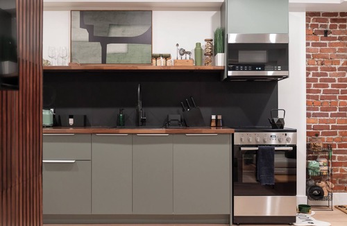 Newburgh Apartment | The Lander Pied-à-terre - pet friendly apartment in Historic Newburgh.