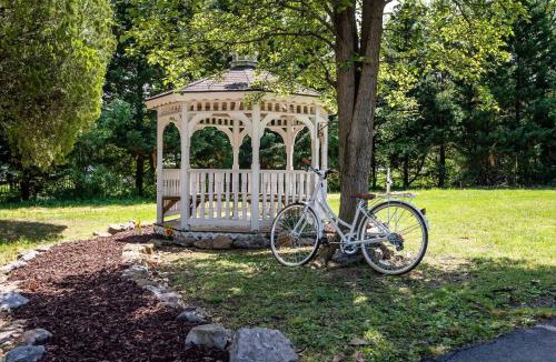 Luray House | The Legacy Suites Collection Full Property Rental
