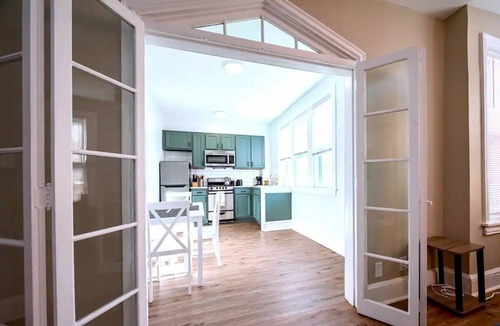 Wilmington Apartment | The Loft At Gilpin Placeking Bedtrolley Square! 1 Bedroom Apts by RedAwning