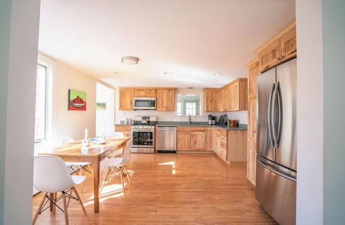 Accord House | The Louie II: Accord Farmhouse near Arrowood w/Hot Tub & Large Yard