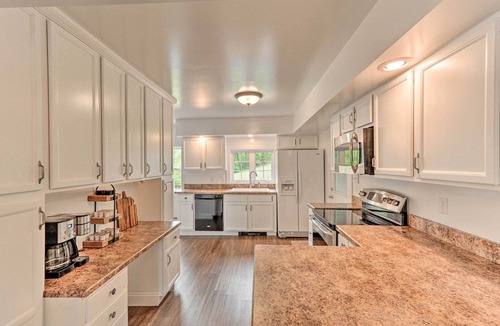 Millersburg House | The Millersburg Mountain House Getaway w/Gazebo!