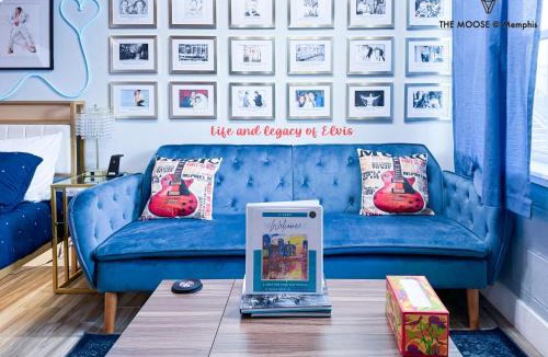 Downtown Memphis Apartment | The Moose #4 - Elvis Presley King Suite with Free Parking and WIFI