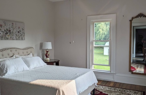 Edinboro Other | The Mount Pleasant House: Slopeside 6-bedroom Farmhouse in Edinboro