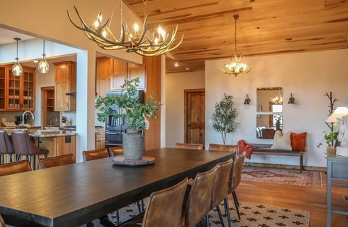 McGaheysville Cabin | The Mountain Mansion