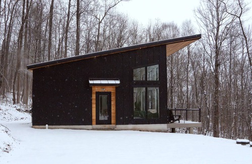 Mifflintown Cabin | The Nordic Nook - Modern Cabin w/EV Charger