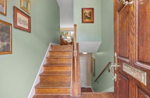 Old Town Alexandria House | The Nostalgic of Old Town