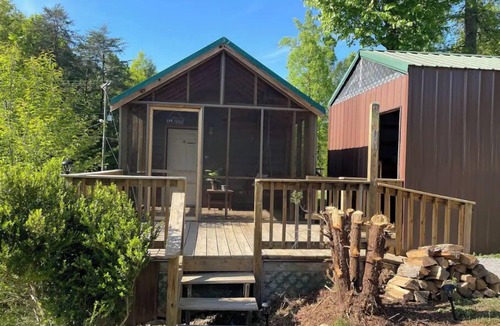 Ansted Cabin | The Oak Oasis - Gorgeous views and a hot tub
