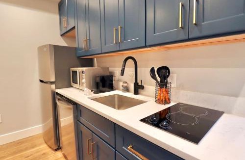 Old Town Alexandria Apartment | The Old Town Suite at Prince Street Inn
