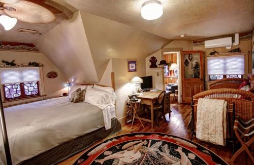Bellefonte Bed & Breakfast | The Queen, A Victorian Bed & Breakfast