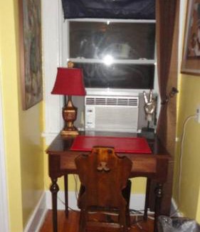 White Plains Bed & Breakfast | The Red Rooster