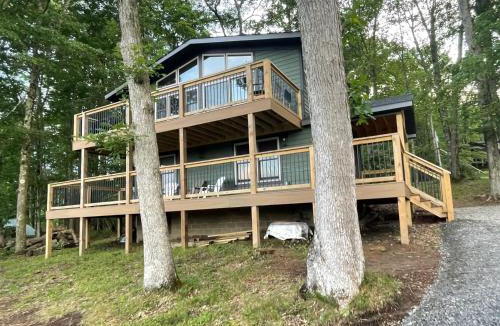 Alpine Lake House | The Refuge - Carterroque