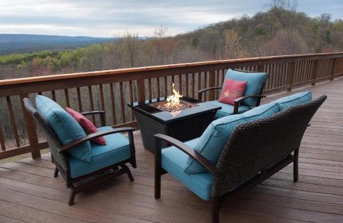 Berkeley Springs House | The Retreat at Upland Trail -Private 3BR